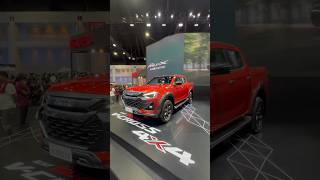 2025 Isuzu Dmax VCross SUV Top model [upl. by Mchale]