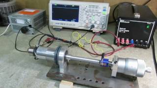 Ultrasonic horn  measuring vibration amplitude [upl. by Haimehen]