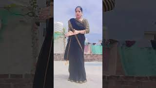 Yara Sili Sili  bollywood trending dance ranikumari Wowytshorts trendingshots [upl. by Ennylhsa202]