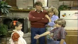 Small Wonder TV Series Intro Video 720p HD [upl. by Currier]