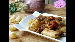 Pasta con Melanzane Pomodorini e Pancetta [upl. by Schiro]