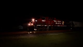 CP 8521 leads B21825 to Winston FL [upl. by Treble]