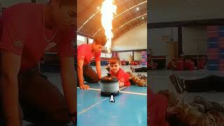 Voici comment éteindre un feu 🔥 shorts insolite [upl. by Adara21]