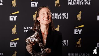 Abke Haring wint Gouden Kalf voor Beste Hoofdrol Dramaserie  EY Gouden Kalveren 2024 [upl. by Oahc]