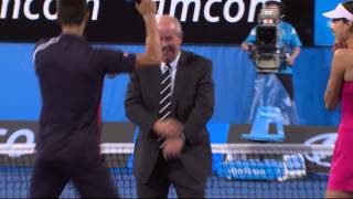 Novak Djokovic teaches Gangnam Style to Craig Willis  Hyundai Hopman Cup 2013 [upl. by Eybbob]