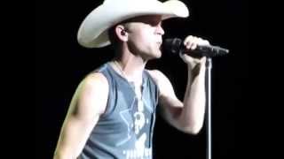 Home Sweet Home  Justin Moore  Toronto Ontario  Sept 4 2014 [upl. by Cherry116]