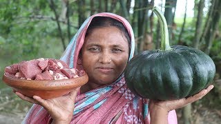 FARM FRESH YUMMY Green Pumpkin Recipe DELICIOUS amp TASTY Cooking Beef With Pumpkin Curry Village Food [upl. by Arleta749]