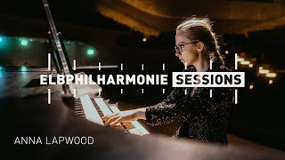 Anna Lapwood – Ludovico Einaudi »Experience«  Elbphilharmonie Sessions [upl. by Edlyn]