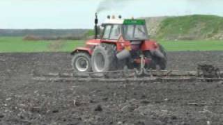 ZETOR 12145 TURBO vláčí  ZETOR 12145 TURBO with harrow [upl. by Ettenan382]