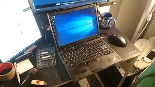 Lenovo ThinkPad X300 Windows 10 Anniversary [upl. by Goulette]