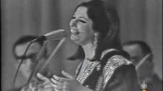 نجاة الصغيرة  ساعة ما بشوفك جنبي  سينما الاندلس 1966 [upl. by Ennaeel]