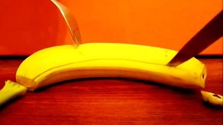 09 Como pelar una Banana 🍌 ó PLATANO con cuchillo y tenedor en 1 minuto How to [upl. by Zuzana]