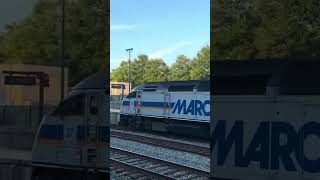 MARC P860 heads eastbound into Greenbelt [upl. by Dalila363]