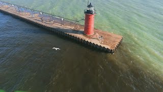 Seagulls didnt like me much Windy day of FPV at the Beach FPV freestyle [upl. by Anaeco614]