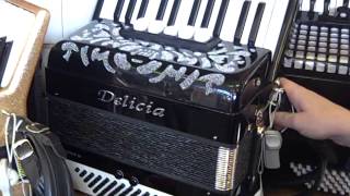 How To Choose The Right Size Accordion With Hobgoblin Music Birmingham [upl. by Schaffel686]