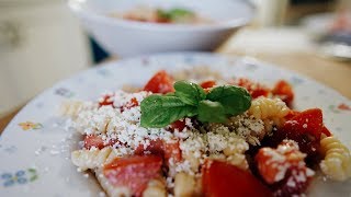 Ricetta Pasta alla crudaiola  L’insalata di pasta fredda [upl. by Ttenaej945]