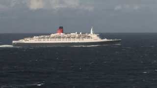 QE2 and QM2 tandem eastbound transatlantic crossing October 2008 [upl. by Lupee]