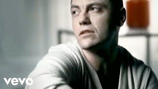 Tiziano Ferro  E Fuori È Buio [upl. by Adihaj]