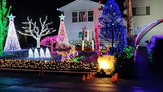 Demarest NJ Xmas led light show lights on evergreen December 13 2018 [upl. by Anera]