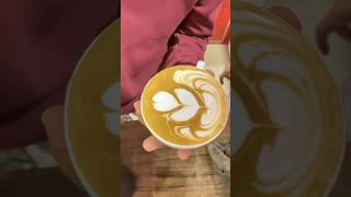 Wing Tulip latte art 🌷😱 coffeeart coffee barista latteart espresso cafe wings tulip reels [upl. by Hacceber179]