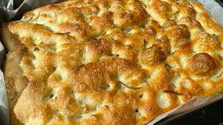 Focaccia italiana ricetta originalepronta in 5 minuti 🇬🇧 Italian focaccia original recipe [upl. by Sweatt]