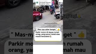 Untung gak dibuang tuh motor funnyvideo parkirliar [upl. by Neysa790]