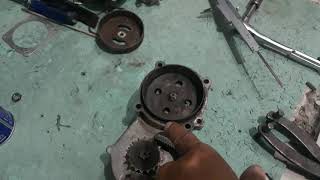 how to remove clutch bell on gearbox gas scooter 49cc 71cc 2t 4t engine [upl. by Sivar]