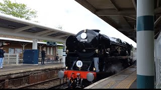 35028 Clan Line at Tulse Hill [upl. by Lerrehs623]