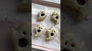 Easy Halloween Dessert idea Ghost mini pies halloweenfoodideas halloween ghost cutefood [upl. by Deana]