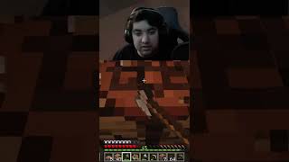 Je me fais CHASSER par le Mimicer  A LAIDE  😱 modminecraft modhorror minecraft shorts [upl. by Tedman]