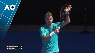 Wawrinka applauds a yodelling fan QF  Australian Open 2017 [upl. by Haimehen]