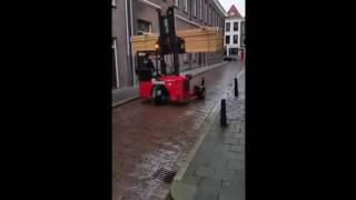 gabelstapler fahren like a boss [upl. by Neelhtak252]