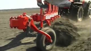 Massey Ferguson 8280 world record [upl. by Hairaza426]