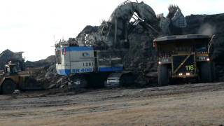 Worlds Largest Hydraulic Shovel The OampK RH 400 Loads CAT 797B [upl. by Esyle]