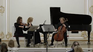 Bohuslav Martinů – Bergerettes Piano Trio H275 1939 [upl. by Kcirderfla]