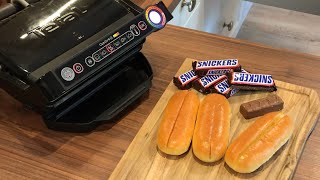 Snickers Sandwich im Tefal OptiGrill [upl. by Lletnahs]