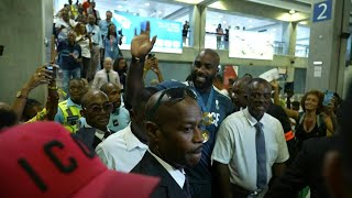 JO2024 Teddy Riner accueilli en superstar dans sa Guadeloupe natale  AFP [upl. by Ydniw219]