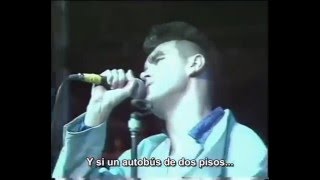 The Smiths  There Is a Light That Never Goes Out  Live  Subtitulado Español [upl. by Ingunna104]