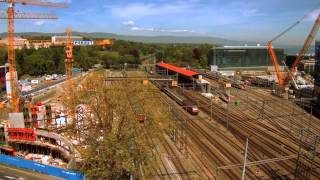 Construction de la passerelle de SécheronNations  Genève 3 mai3 juin 2012 [upl. by Fisoi809]