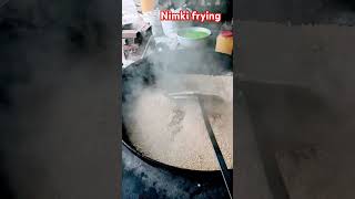 Nimki frying food nimki nimkin frying [upl. by Ayekel]