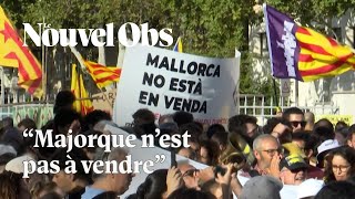 À Majorque des milliers de manifestants contre le tourisme de masse [upl. by Bhayani278]