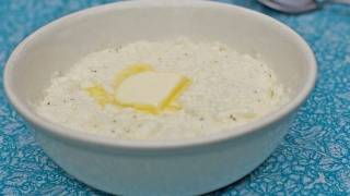 Creamy Breakfast Grits Recipe Never use the recipe on that package [upl. by Zebada]