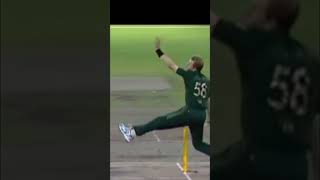 Brett Lee smooth action in slow motion [upl. by Dannel]