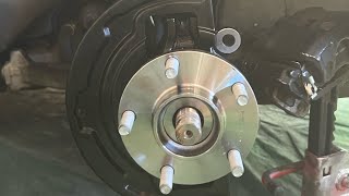 2006 Nissan Altima front steering knuckle replacementdiyhowto diynissan nissanaltimasuspension [upl. by Cuthbertson]