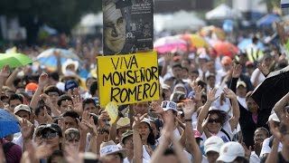 Inicia ceremonia de beatificación del Monseñor Óscar Arnulfo Romero [upl. by Goldwin327]