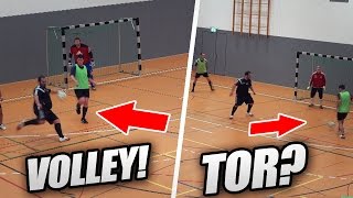 HALLENFUSSBALL⚽🔥 METI IM FELD 😱 FT GEILE TORE 1 VS 1 VOLLEYS amp MEHR  PMTV [upl. by Mindi955]