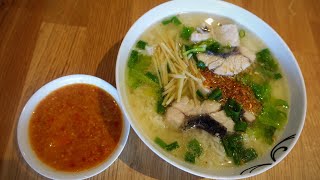 Thai Rice Soup With Barramundi and Spicy Soybean Sauce ข้าวต้มปลากระพงcook with Gui [upl. by Obbard]