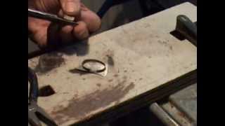 frank 1 zetkast voor een hanger bezel setting cabochon [upl. by Arramas]