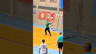 Rare 🙌 handballgoalkeeper handball handballlife handballsaves håndbold goalielife goalie [upl. by Brine]