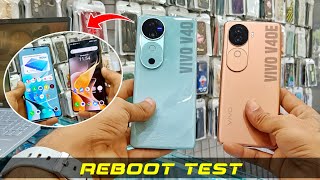 Vivo V40 vs Vivo V40e Fast Reboot Test 🔥😯 [upl. by Akcirderf]